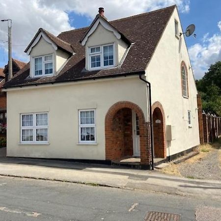 37 The Street, Weeley, Clacton On Sea, Essex Co16 9Jd Bagian luar foto