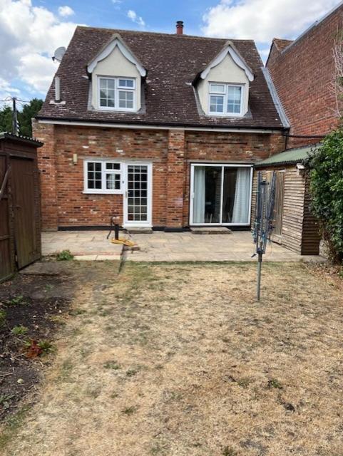 37 The Street, Weeley, Clacton On Sea, Essex Co16 9Jd Bagian luar foto